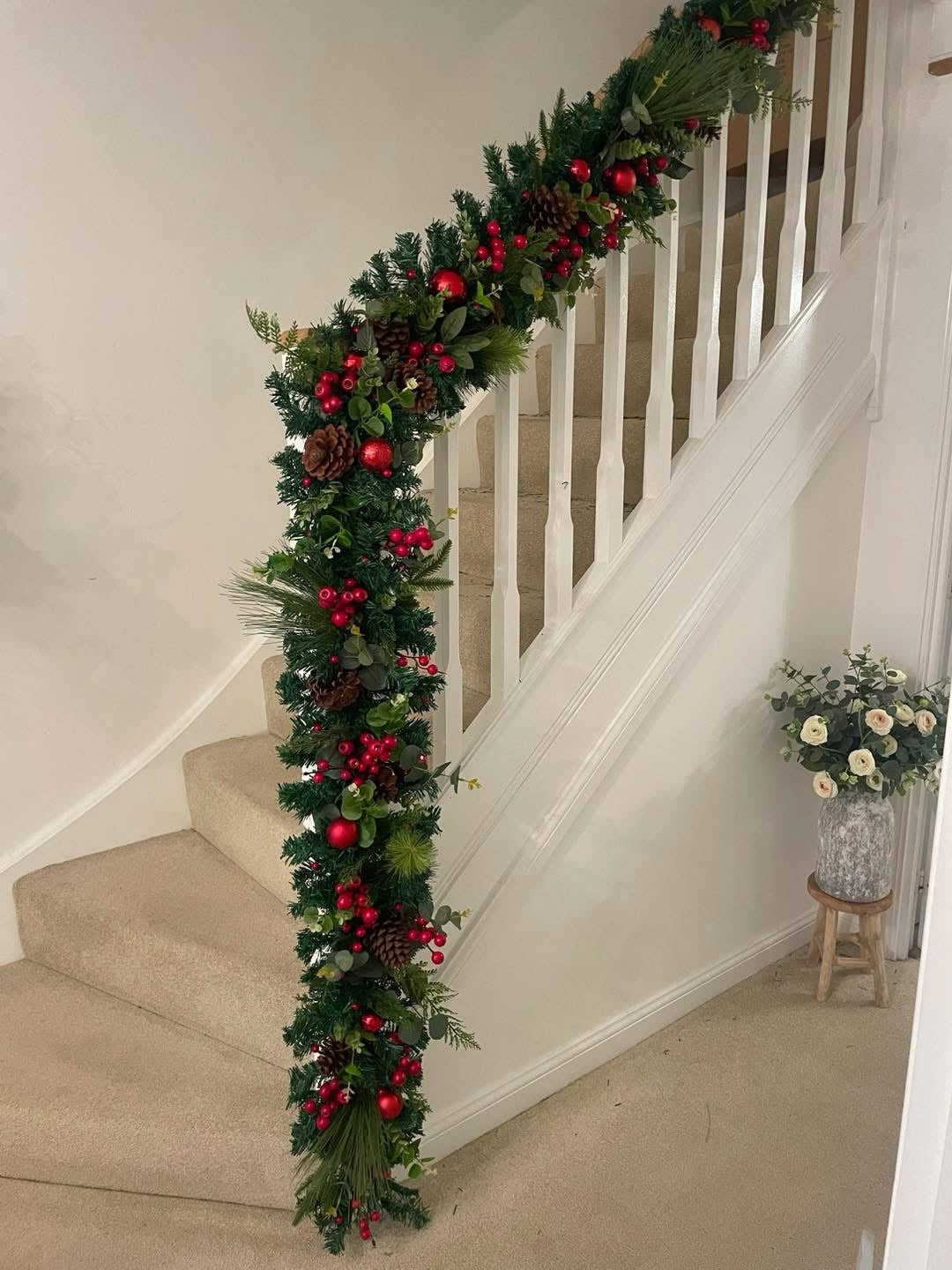Bauble Berry Garland 9ft