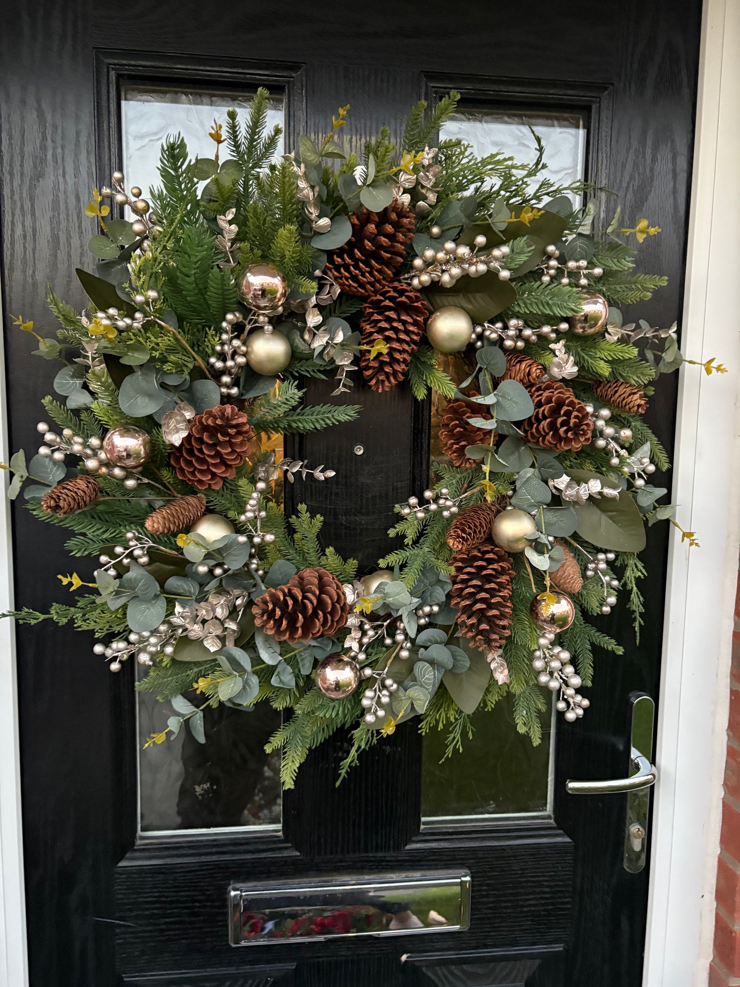 Champagne Supernova Wreath