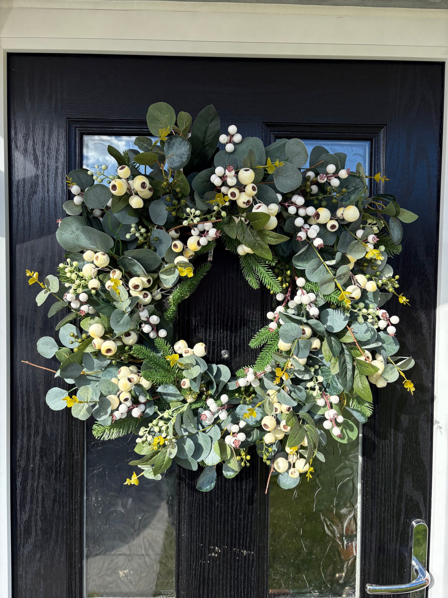Classic Ivory Berry Eucalyptus Wreath
