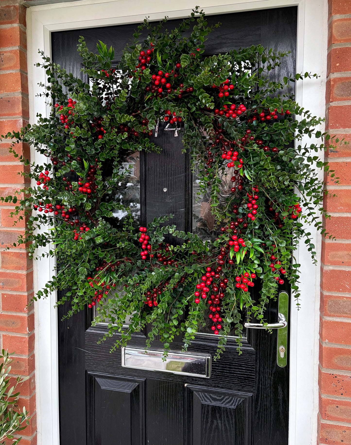 XXL Red Berry Wreath Large 85cm