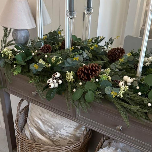 Nordic Berry Garland White