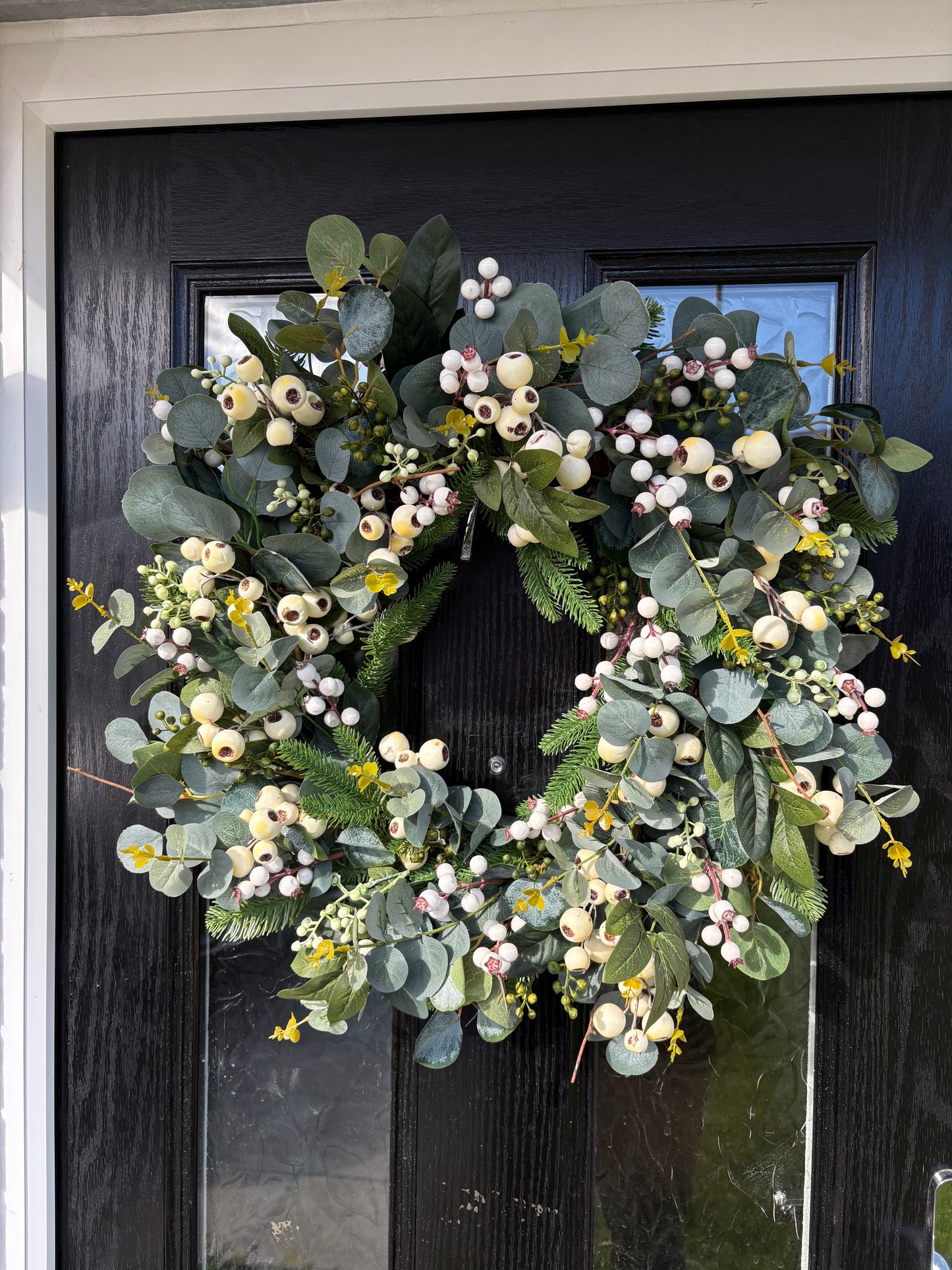 Classic Ivory Berry Eucalyptus Wreath
